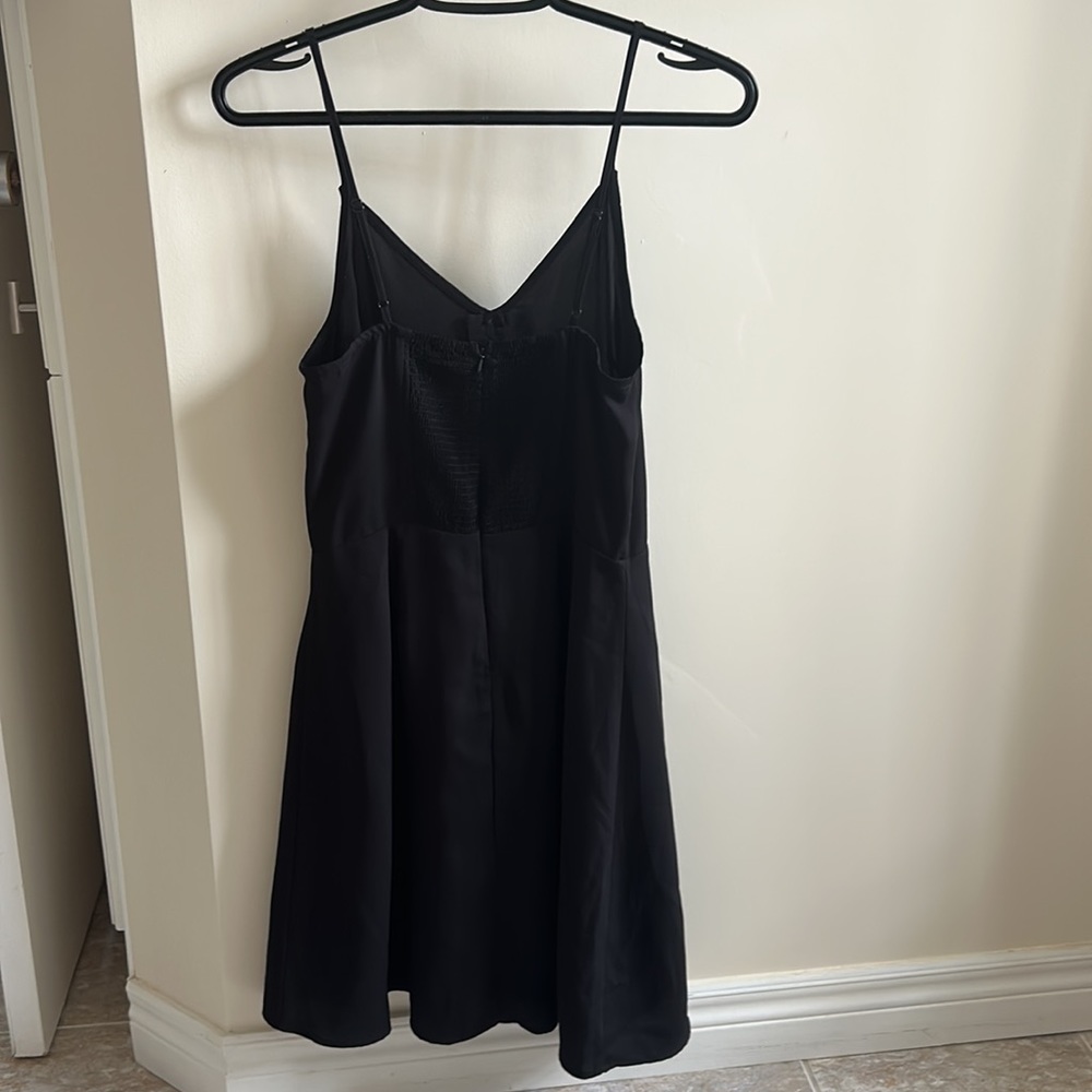 Dynamite Dress - Picture 2 of 4